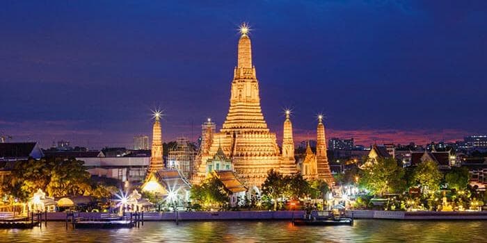 Wat Arun Temple